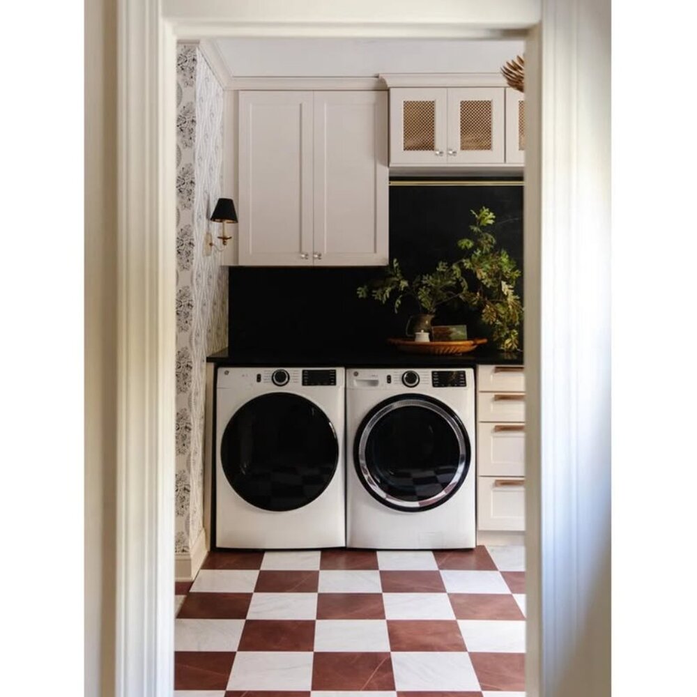 Peel & Stick Tiles - Picture 7 of 9